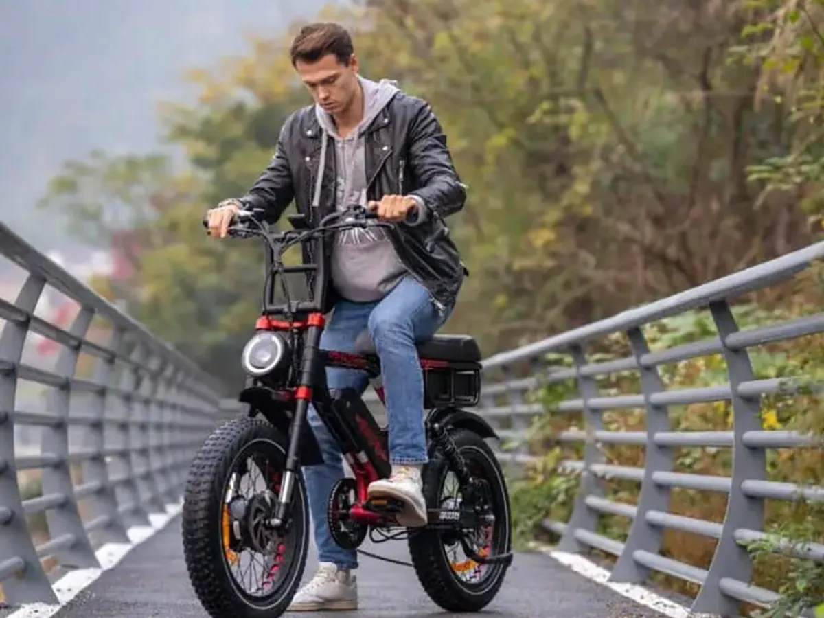 Some Significant Differences Between E-Bikes and Regular Bikes